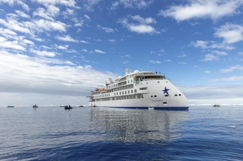 Lindblad Expeditions ship